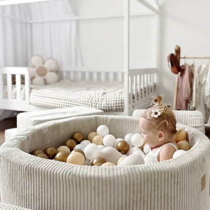 Ensemble de jeu avec piscine à balles MeowBaby® « Perles d'or »