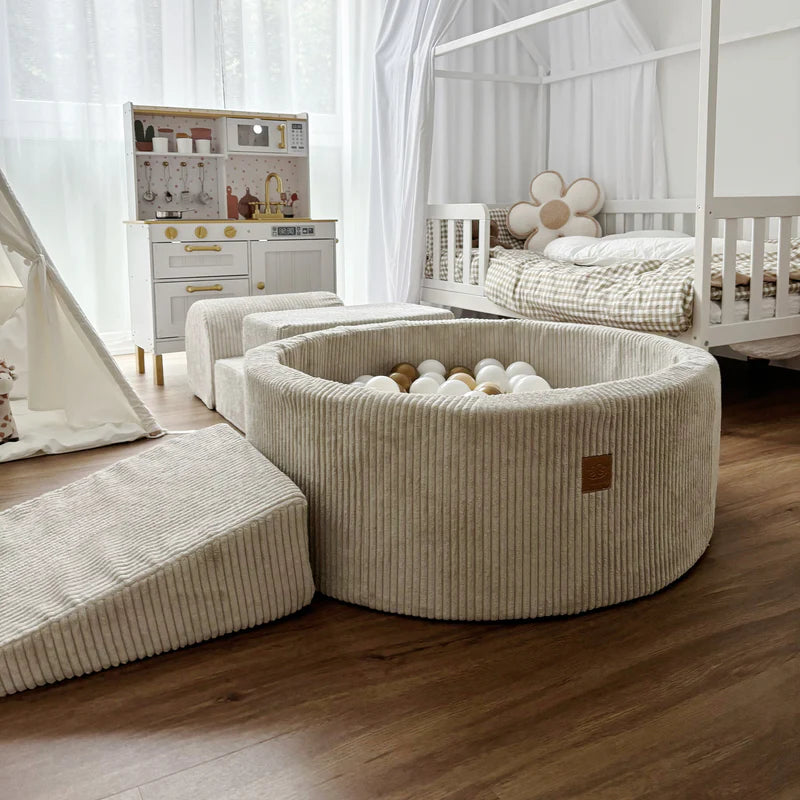 Ensemble de jeu avec piscine à balles MeowBaby® « Perles d'or »