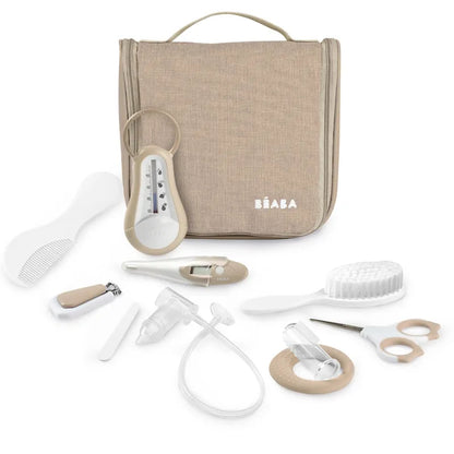 Trousse de toilette 10 accessoires « Terre d’Argile » – BEABA